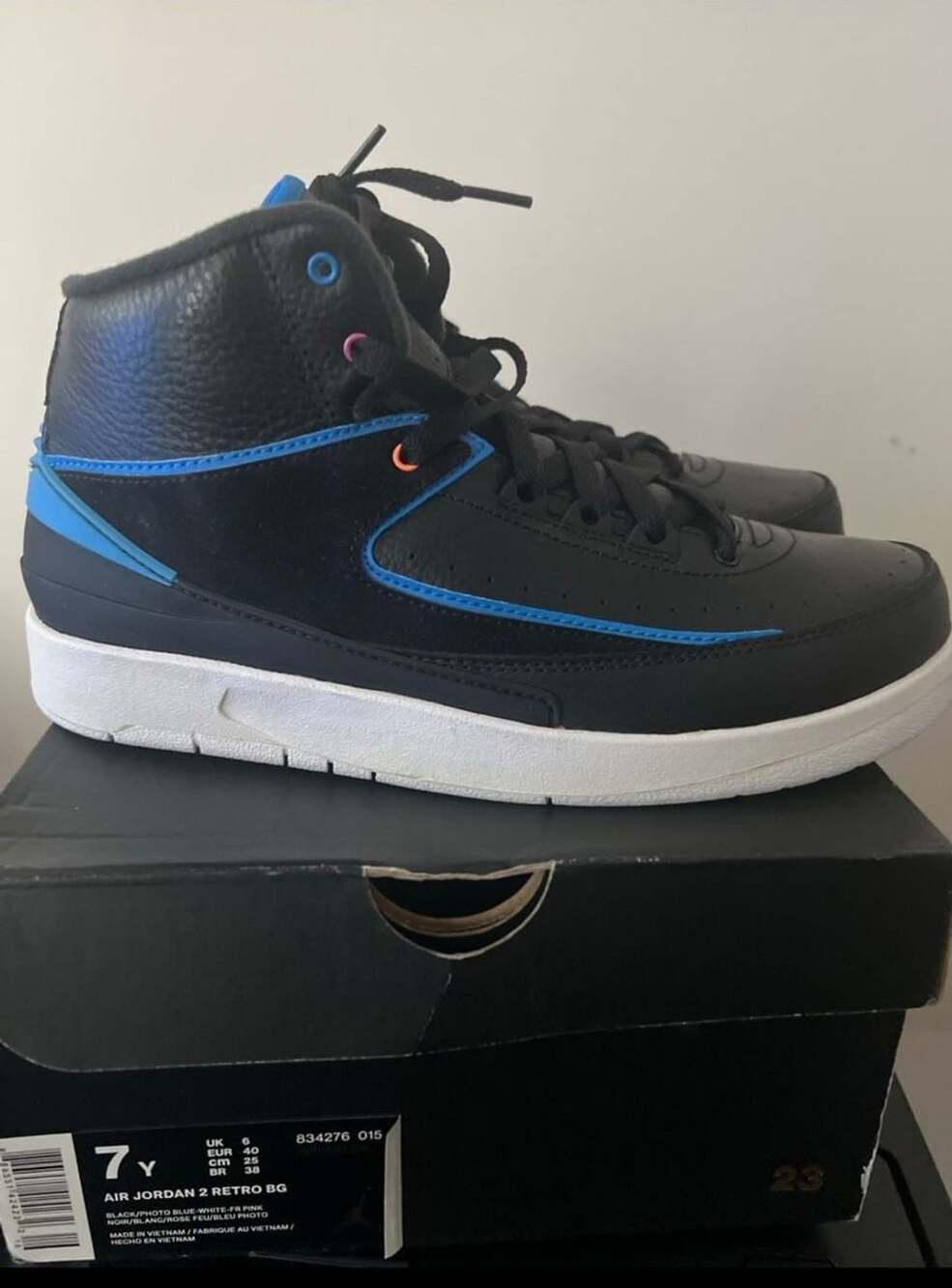 Air Jordan 2 Retro BG Radio Raheem Size 7Y Black Photo Blue